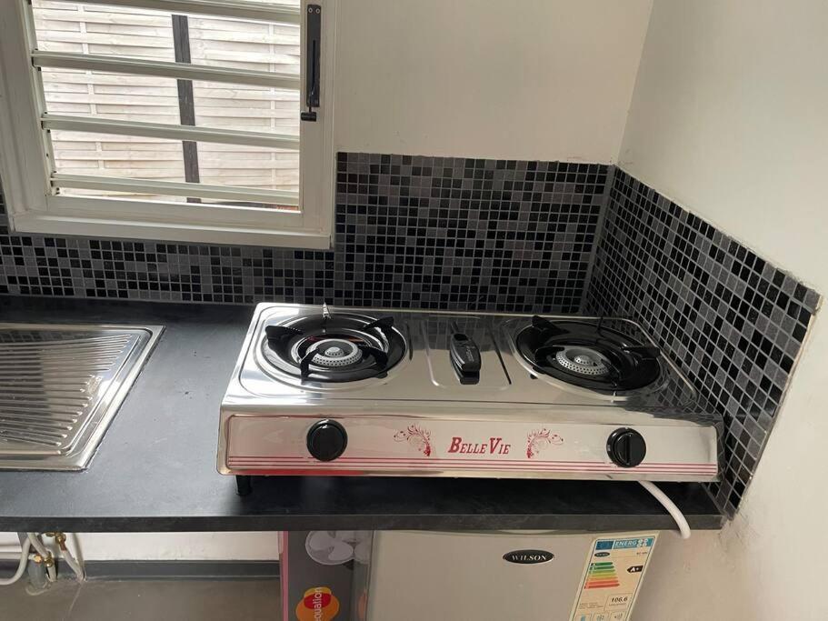 Mobilhome Pour 2 Personnes Le Tampon Exteriér fotografie