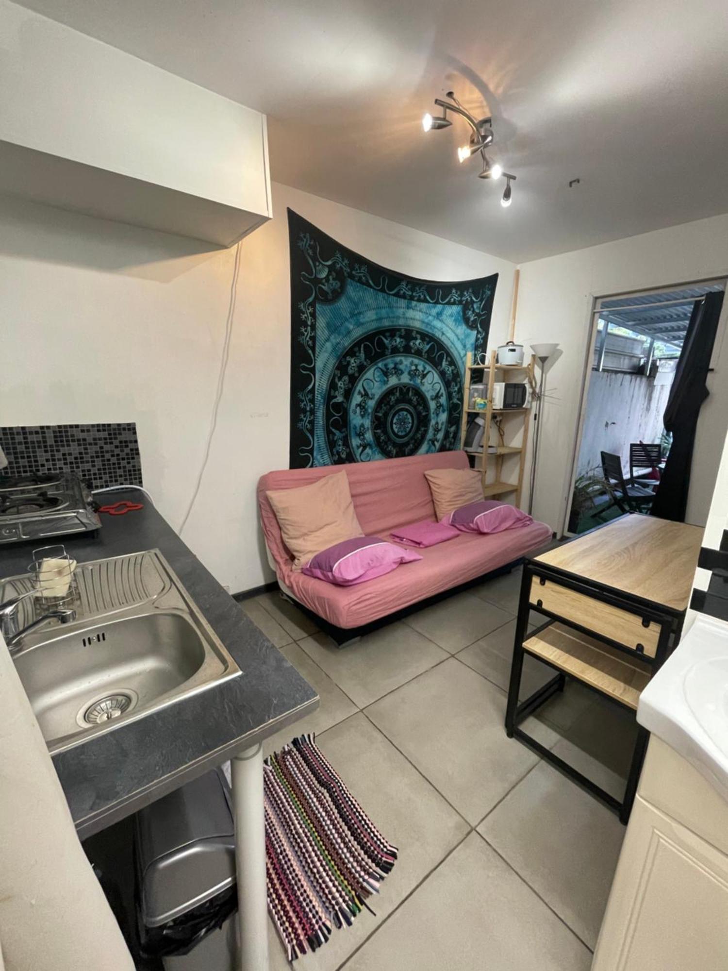 Mobilhome Pour 2 Personnes Le Tampon Exteriér fotografie